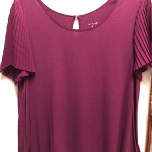 A.n.d eway Size M half sleeve tee plum color
